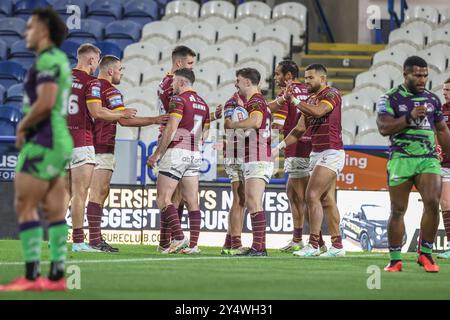 Aidan McGowan von Huddersfield Giants feiert seinen Versuch beim Spiel Huddersfield Giants gegen Castleford Tigers im John Smith's Stadium, Huddersfield, Großbritannien, 19. September 2024 (Foto: Alfie Cosgrove/News Images) Stockfoto