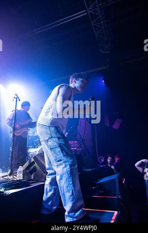 Girls Speak French im SWG3, Glasgow, 18. September 2024 James Edmond/Alamy Live News Stockfoto