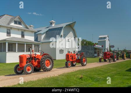 Oldtimer-Traktoren im Threshermen's Réunion Museum in der Nähe von Winkler, Manitoba, Kanada. Stockfoto