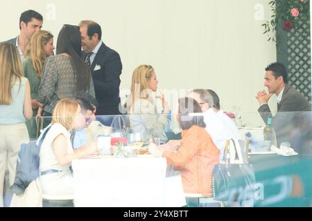 Cayetano Martinez de Irujo, Genoveva Casanova, Barbara Miran, Luis Martinez de Irujo und Fernando Martnez de Irujo nehmen an der Longines Global Champions Tour 2022 Teil. Madrid. Tag 3 im Club de Campo Villa de Madrid am 15. Mai 2022 in Madrid, Spanien. Stockfoto