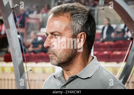 Monaco, Monaco. September 2024. Hansi FLICKTE von Barcelona während des Fußballspiels der UEFA Champions League, League Phase MD1 zwischen AS Monaco und FC Barcelona am 19. September 2024 im Louis II Stadion in Monaco, Monaco - Foto Matthieu Mirville/DPPI Credit: DPPI Media/Alamy Live News Stockfoto