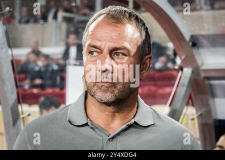 Monaco, Frankreich, Monaco. September 2024. Hansi FLICKTE Barcelona während des Spiels der UEFA Champions League, League Phase MD1 zwischen AS Monaco und FC Barcelona im Louis II Stadium am 19. September 2024 in Monaco. (Kreditbild: © Matthieu Mirville/ZUMA Press Wire) NUR REDAKTIONELLE VERWENDUNG! Nicht für kommerzielle ZWECKE! Stockfoto