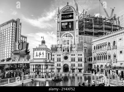 LAS VEGAS - 4. JUNI: Das Venetian Resort Hotel & Casino am 17. Juli 2008. Das Resort wurde am 3. Mai 1999 eröffnet und es flattern weiße Tauben und erklingt trumpe Stockfoto