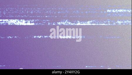 Horizontales Glitchlinien-Bild über violettem und grauem Verlaufshintergrund Stockfoto