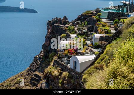 Typisches Höhlenhaus der Caldera Santorini. Griechenland. Stockfoto