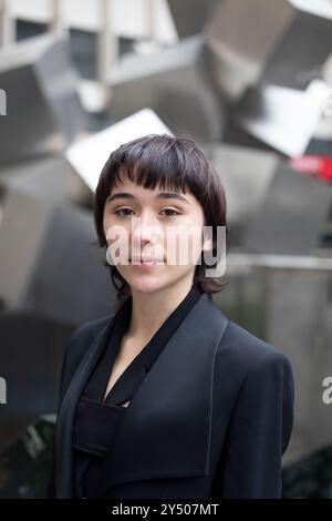 Zoe Stein posiert für eine Fotosession während der Präsentation Manticora Madrid am 11. Dezember 2022 in Madrid. Stockfoto