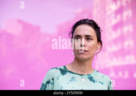 Patricia Lopez Arnaiz posiert für eine Fotosession 20,000 'Especies de Aabejas' '20.000 Bienenarten' Madrid am 19. April 2023 in Madrid, Spanien. Stockfoto