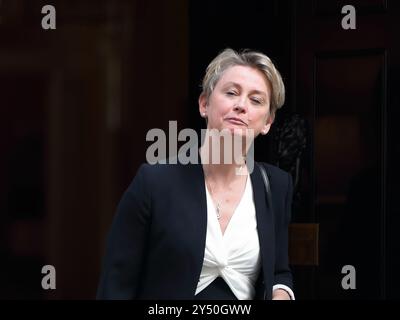 London, Vereinigtes Königreich. 3. September 2024. Yvette Cooper verlässt nach der Kabinettssitzung die Downing Street 10. Stockfoto