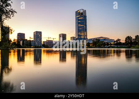 Erhöhter Donauspiegel am Kopas-Staudamm, Hochwasser in Budapest Stockfoto