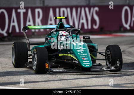 Sinapore, Singapur. September 2024. 19 HAUSMANN Tina (SWI), Prema Racing unterstützt von Aston Martin, Tatuus F4-T-421, Aktion während der 5. Runde der F1 Academy 2024 vom 20. Bis 22. September 2024 auf dem Marina Bay Circuit in Singapur, Singapur - Foto Xavi Bonilla/DPPI Credit: DPPI Media/Alamy Live News Stockfoto