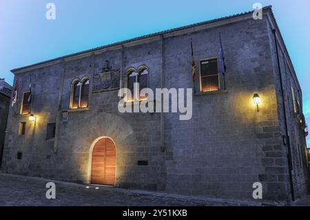 Zivile Architektur in Cáceres, Palacio de Mayoralgo, einer der wichtigsten Paläste im monumentalen Viertel der Stadt Stockfoto