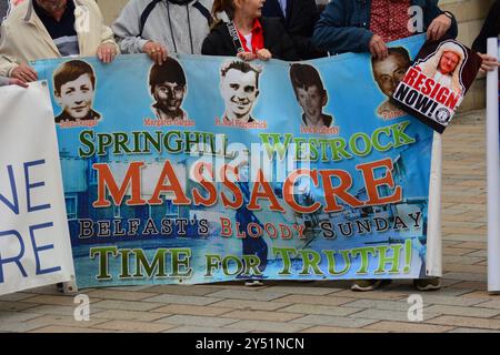 Belfast, Vereinigtes Königreich 20/09/2024 Legacy-Aktivisten nehmen an Protesten vor dem Belfast Royal Court of Justice in Belfast Nordirland Teil Credit:HeadlineX/Alamy Live News Stockfoto