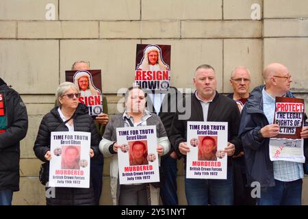 Belfast, Vereinigtes Königreich 20/09/2024 Legacy-Aktivisten nehmen an Protesten vor dem Belfast Royal Court of Justice in Belfast Nordirland Teil Credit:HeadlineX/Alamy Live News Stockfoto