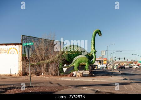 Große Dinosaurier am Straßenrand in Holbrook, Arizona Stockfoto