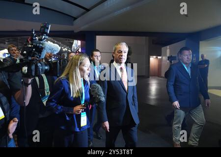 Nigel Farage, der Vorsitzende der Reform UK, kommt zur jährlichen Konferenz der Partei im National Exhibition Centre in Birmingham. Bilddatum: Freitag, 20. September 2024. Stockfoto