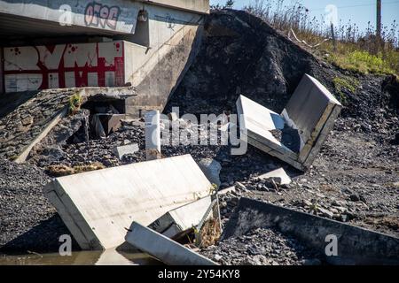 Bohumin, Tschechische Republik. September 2024. Überschwemmungsschäden auf der stillgelegten Autobahn D1 in Bohumin, Tschechische Republik, am 20. September 2024. Quelle: Vladimir Prycek/CTK Photo/Alamy Live News Stockfoto