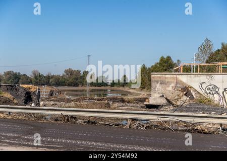 Bohumin, Tschechische Republik. September 2024. Überschwemmungsschäden auf der stillgelegten Autobahn D1 in Bohumin, Tschechische Republik, am 20. September 2024. Quelle: Vladimir Prycek/CTK Photo/Alamy Live News Stockfoto