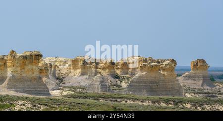 Kreidefelsen am Overlook Trail im Little Jerusalem Badlands State Park in der Nähe von Oakley, Colorado. Stockfoto