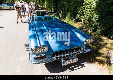 Chevrolet Corvette 1958 Cabrio bei den Vienna Classic Days 2024, Oldtimer-Autoparade, Donaupark, Wien, Österreich Stockfoto