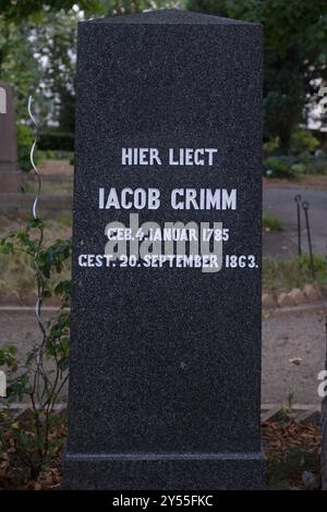 Jacob Grimm im Alten St. Matthäus Kirchhof in Berlin. Stockfoto