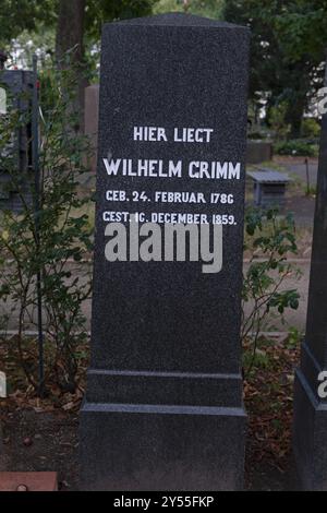 Wilhelm Grimm im Alten St. Matthäus Kirchhof in Berlin. Stockfoto