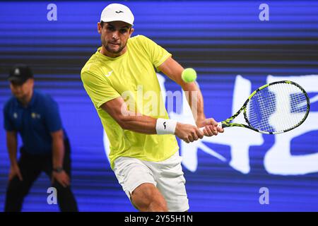 Chengdu, China. September 2024. Aleksandar VUKIC (aus) am 4. Tag der ATP 250 Chengdu Open 2024 im Sichuan International Tennis Centre. Quelle: Meng Gao/Alamy Live News Stockfoto