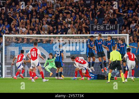 Bergamo, Italie. September 2024. Marco Carnesecchi (Atalanta BC) während des Fußballspiels der UEFA Champions League 2024/2025 zwischen Atalanta BC und Arsenal FC im Gewiss-Stadion am 19. September 2024 in Bergamo, Italien. - Foto Morgese-Rossini/DPPI Credit: DPPI Media/Alamy Live News Stockfoto