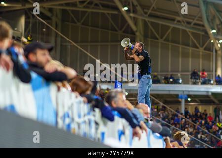 Bergamo, Italie. September 2024. Anhänger von Atalanta BC während des Fußballspiels der UEFA Champions League 2024/2025 zwischen Atalanta BC und Arsenal FC im Gewiss Stadium am 19. September 2024 in Bergamo, Italien. - Foto Morgese-Rossini/DPPI Credit: DPPI Media/Alamy Live News Stockfoto