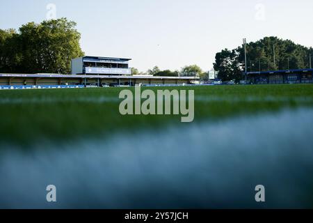 London, Großbritannien. September 2024. London, England, 20. September 2024: Stadion vor dem Womens Super League Spiel zwischen Chelsea und Aston Villa in Kingsmeadow in London, England. (Pedro Porru/SPP) Credit: SPP Sport Press Photo. /Alamy Live News Stockfoto