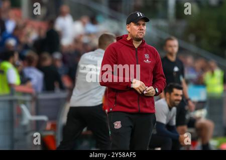 Marc Unterberger (SpVgg Unterhaching, Chef-Trainer), SpVgg Unterhaching vs. Erzgebirge Aue, Fussball, 3. Liga, 6. Spieltag, Saison 24/25, 20.09.2024, DFL-VORSCHRIFTEN VERBIETEN JEDE VERWENDUNG VON FOTOGRAFIEN ALS BILDSEQUENZEN, Foto: Eibner-Pressefoto/Jenni Maul Stockfoto