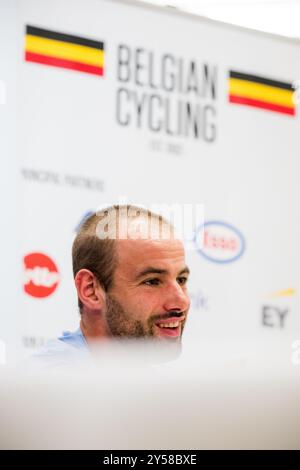 Wetzikon, Schweiz. September 2024. Der belgische Victor Campenaerts spricht auf einer Pressekonferenz des belgischen Teams vor dem Zeitfahren am Sonntag bei der UCI Road and Para-Cycling Road World Championships 2024 am Freitag, den 20. September 2024 in Wetzikon, Schweiz. Die Welten finden vom 21. Bis 29. September in Zürich statt. BELGA FOTO JASPER JACOBS Credit: Belga News Agency/Alamy Live News Stockfoto