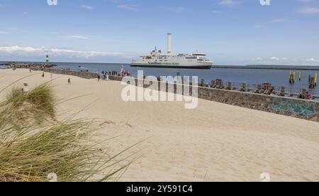 Urlaub in Mecklenburg-Vorpommern Warnemünde Ostsee Stockfoto