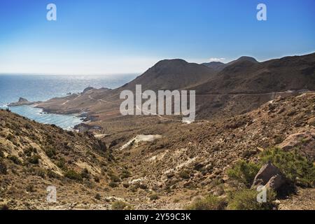 Wolkenloser Himmel in Cabo del Gato, Almeria, Spanien, Europa Stockfoto