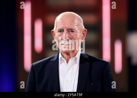 Sportreporter Werner Hansch bei der Aufzeichnung der WDR-Talkshow Kölner Treff im WDR Studio BS 3. Köln, 19.09.2024 NRW Deutschland *** Sportreporter Werner Hansch bei der Aufnahme der WDR Talkshow Kölner Treff im WDR Studio BS 3 Köln, 19 09 2024 NRW Deutschland Copyright: XChristophxHardtx Stockfoto