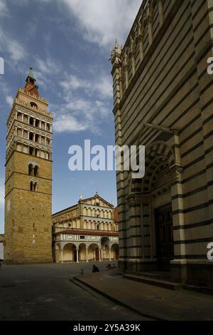 Pistoia: Kuppelplatz von Pistoia, einst Piazza Grande genannt, wo man sich das historische Gebäude wie den San Martino Dome und das Baptisterium vorstellen kann Stockfoto