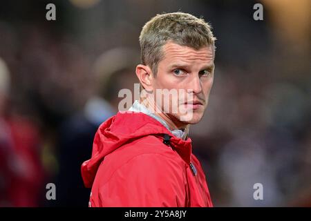 Unterhaching, Deutschland. September 2024. Co-Trainer Sven Bender (Unterhaching) Einzelbild, Aktion, Aktion, 20.09.2024, Unterhaching (Deutschland), Fussball, 3. LIGA, SPVGG UNTERHACHING - FC ERZGEBIRGE AUE, DFB/DFL-VORSCHRIFTEN VERBIETEN DIE VERWENDUNG VON FOTOGRAFIEN ALS BILDSEQUENZEN UND/ODER QUASI-VIDEO. Quelle: dpa/Alamy Live News Stockfoto