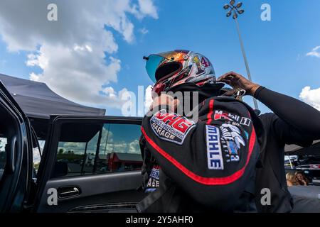 Concord, NC, USA. September 2024. MATT HAGAN (USA) aus Christiansburg, Virginia, bereitet sich auf einen Lauf für die Carolina Nationals in Concord, NC vor. (Kreditbild: © Walter G. Arce Sr./ASP via ZUMA Press Wire) NUR REDAKTIONELLE VERWENDUNG! Nicht für kommerzielle ZWECKE! Stockfoto