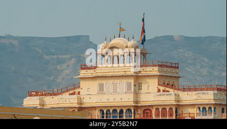 Jaipur, Rajasthan, Indien. Nahargarh Fort Steht Am Rande Der Aravalli Hills Mit Blick Auf Die Stadt Jaipur. Fort Hieß Ursprünglich Sudershangarh Stockfoto