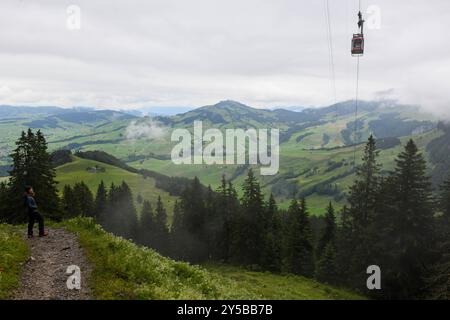 Ebenalp, Schweiz – 13. Juli 2024: Blick auf die Ebenalp in den Schweizer alpen Stockfoto