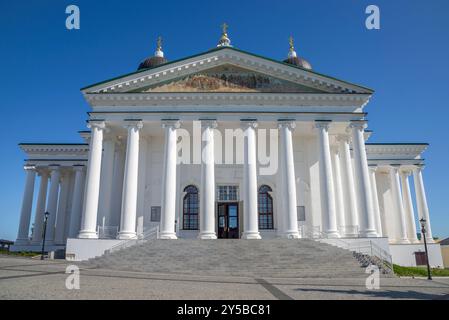 ARZAMAS, RUSSLAND - 5. SEPTEMBER 2024: Kathedrale der Auferstehung Christi, Arzamas. Region Nischni Nowgorod, Russland Stockfoto