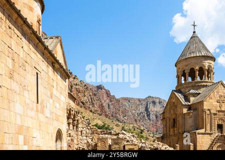 Kirchen im Kloster Noravank in den Provinzen Vayots Dzor, Armenien an sonnigen Sommertagen Stockfoto