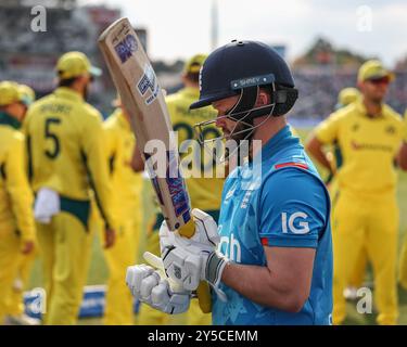 Leeds, Großbritannien. September 2024. Ben Duckett aus England während der Second Metro Bank One Day International England gegen Australien am 21. September 2024 in Leeds, Großbritannien, am 21. September 2024. (Foto: Mark Cosgrove/News Images/SIPA USA) Credit: SIPA USA/Alamy Live News Stockfoto