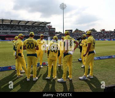 Leeds, Großbritannien. September 2024. Teamvortrag in Australien während der zweiten Metro Bank One Day International England gegen Australien am 21. September 2024 in Leeds, Großbritannien, am 21. September 2024. (Foto: Mark Cosgrove/News Images/SIPA USA) Credit: SIPA USA/Alamy Live News Stockfoto