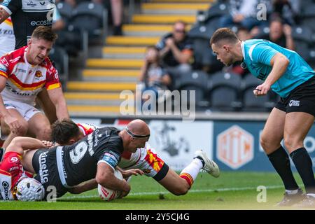 Rumpf, Großbritannien. 21. September 2024. Betfred Superleague: Hull FC gegen Catalans Dragons. Versuch nicht erlaubt für Danny Houghton. Credit Paul Whitehurst/PBW Media/Alamy Live News Stockfoto