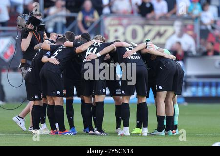 Utrecht, Niederlande. September 2024. UTRECHT, NIEDERLANDE - 21. SEPTEMBER: Duell Willem 2 während des niederländischen Eredivisie-Spiels zwischen dem FC Utrecht und Willem II am 21. September 2024 in Galgenwaard in Utrecht, Niederlande. (Foto von Peter Lous/Orange Pictures) Credit: Orange Pics BV/Alamy Live News Stockfoto