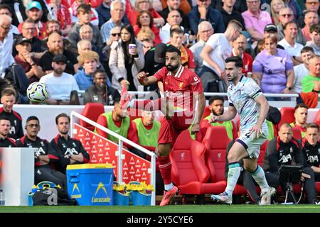 Liverpool, Großbritannien. September 2024. Mohamed Salah aus Liverpool gibt den Ball während des Premier League-Spiels Liverpool gegen Bournemouth in Anfield, Liverpool, Vereinigtes Königreich, am 21. September 2024 (Foto: Cody Froggatt/News Images) in Liverpool, Vereinigtes Königreich am 21. September 2024. (Foto: Cody Froggatt/News Images/SIPA USA) Credit: SIPA USA/Alamy Live News Stockfoto