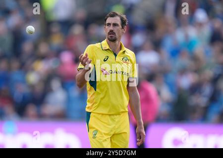 Headingley, Leeds, Großbritannien. September 2024. 2nd Metro Bank One Day Cricket International, England gegen Australien; Mitchell Starc of Australia Credit: Action Plus Sports/Alamy Live News Stockfoto