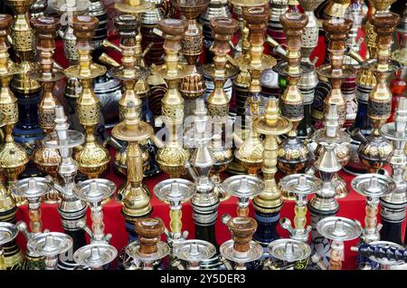 Narguileh Shisha Wasserleitungen in kairo ägypten Stockfoto