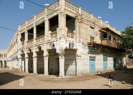 Osmanische Architektur in massawa eritrea Stockfoto