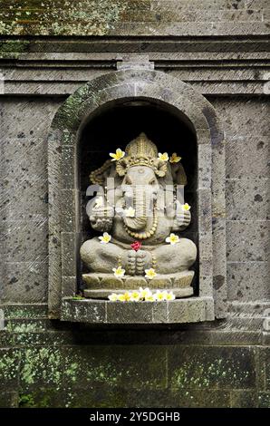 Ganesh hindugott Steinstatue in bali indonesien Stockfoto